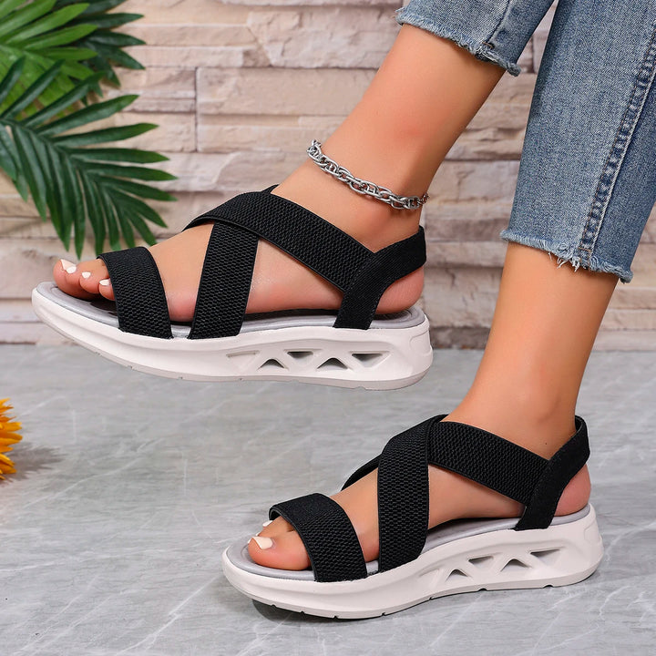 Voyageuse Cross-Strap Athletic Sandals