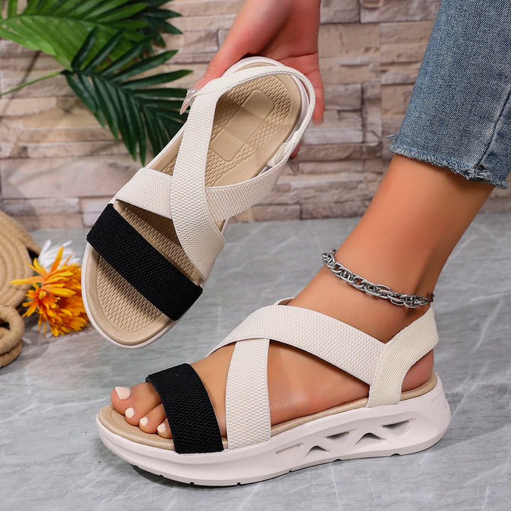 Voyageuse Cross-Strap Athletic Sandals