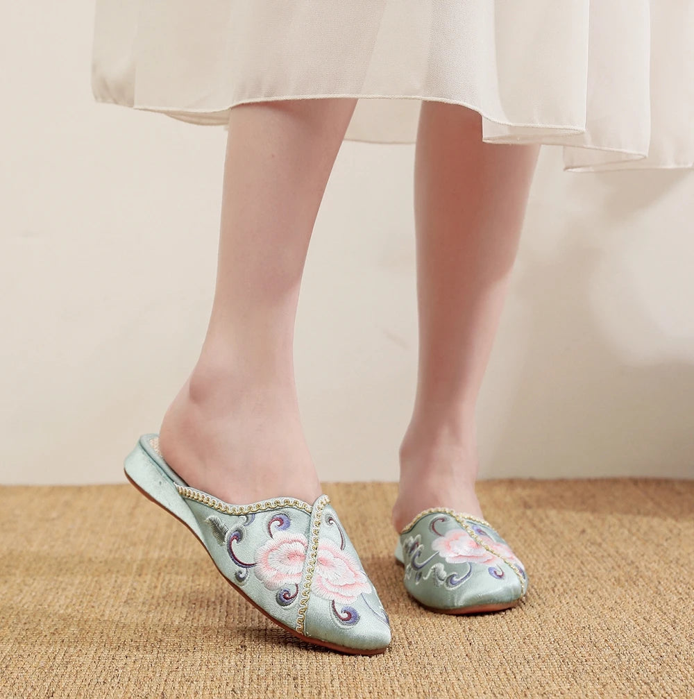 Valéntina's Dynasty Embroidered Mules